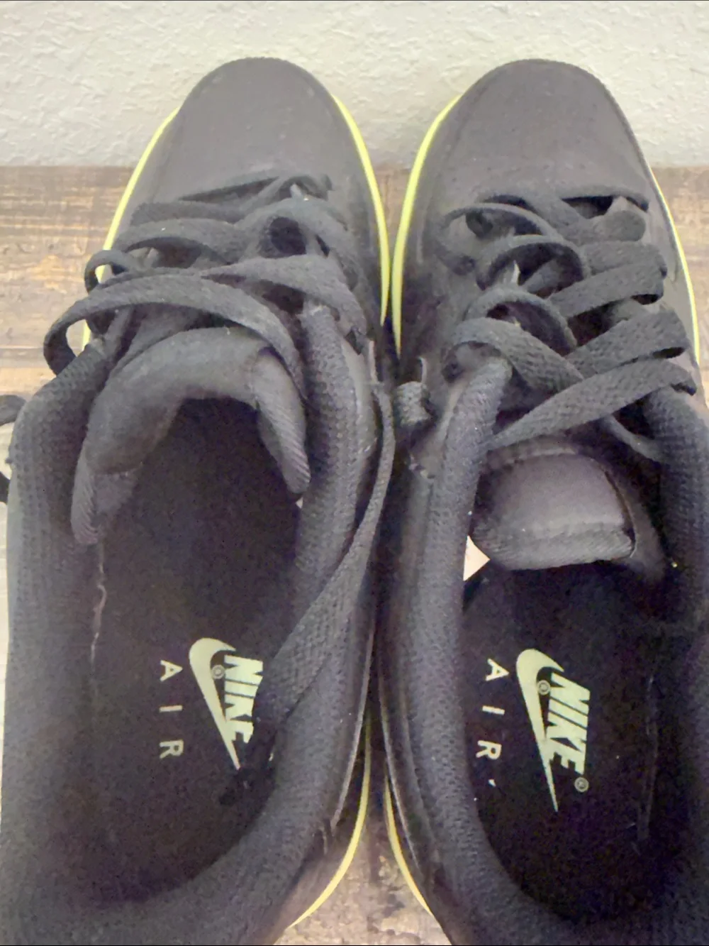 Nike Men’s Black Sneakers with Neon Yellow Trim
